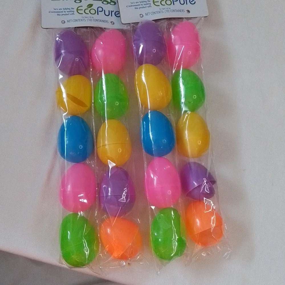 EcoPure plastic eggs and zuru bunch of balloons water balloons set